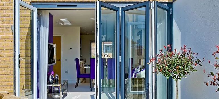 Commercial Door Glass Repair in Palmetto Bay, FL